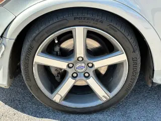 2012 VOLVO C30