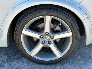 2012 VOLVO C30