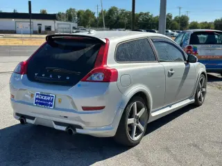 2012 VOLVO C30