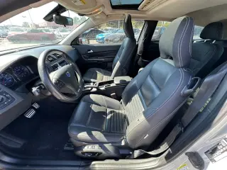 2012 VOLVO C30