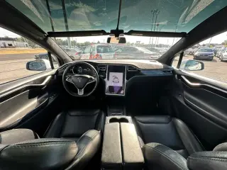 2016 TESLA MODEL X