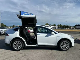 2016 TESLA MODEL X
