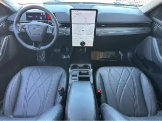 2025 Ford Mustang Mach-E
