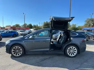 2017 TESLA MODEL X