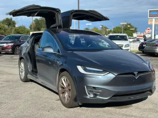 2017 TESLA MODEL X