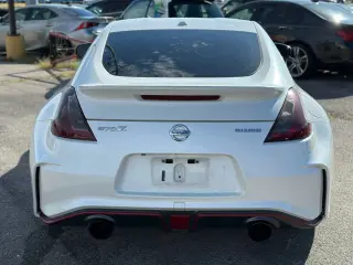 2016 NISSAN 370Z