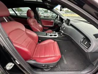 2018 KIA STINGER
