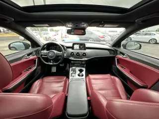 2018 KIA STINGER