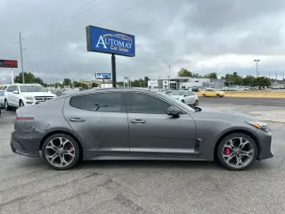 2018 KIA STINGER
