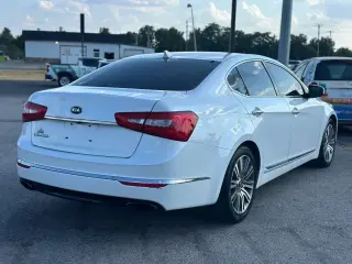 2016 KIA CADENZA