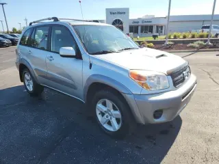 2004 Toyota RAV4