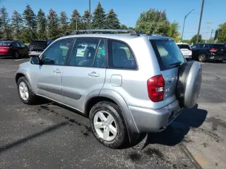 2004 Toyota RAV4