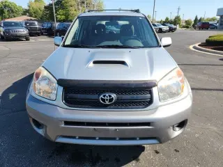 2004 Toyota RAV4