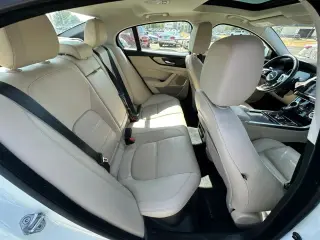 2020 JAGUAR XE