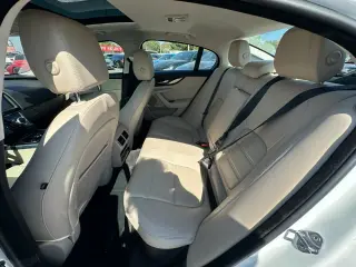 2020 JAGUAR XE