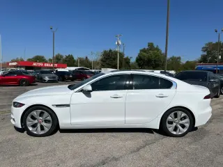 2020 JAGUAR XE