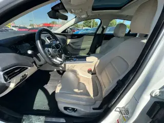2020 JAGUAR XE