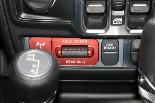 2025 Jeep Gladiator