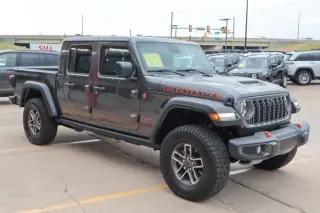 2025 Jeep Gladiator