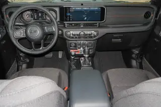 2025 Jeep Gladiator