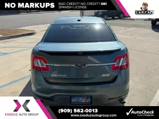 2010 Ford Taurus