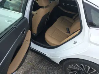 2025 Hyundai Sonata Hybrid