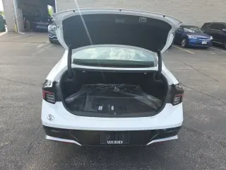 2025 Hyundai Sonata Hybrid
