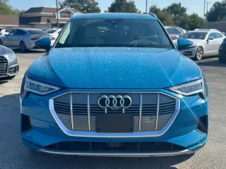 2019 AUDI E-TRON