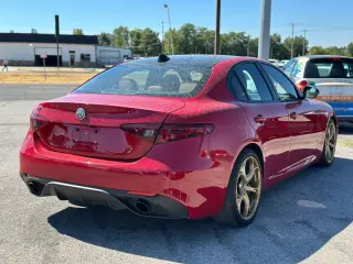 2021 ALFA ROMEO GIULIA