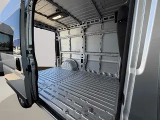 2025 Ram ProMaster Cargo Van
