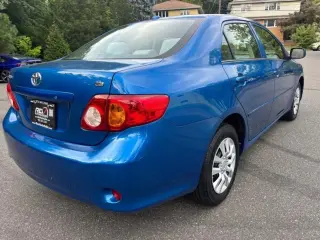 2010 Toyota COROLLA