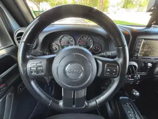 2017 Jeep WRANGLER UNLIMITED