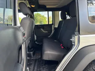 2017 Jeep WRANGLER UNLIMITED