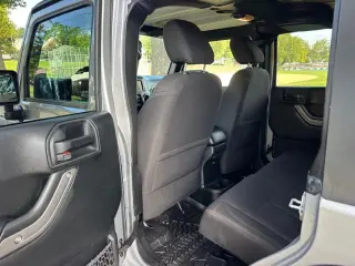 2017 Jeep WRANGLER UNLIMITED