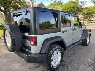 2017 Jeep WRANGLER UNLIMITED