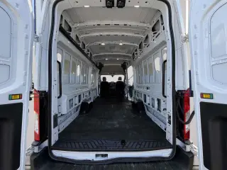 2021 Ford Transit Cargo Van