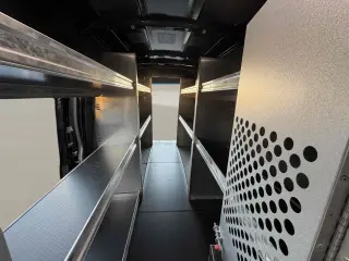 2023 Ford Transit Cargo Van