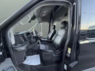2023 Ford Transit Cargo Van