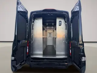 2023 Ford Transit Cargo Van