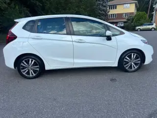 2015 Honda FIT