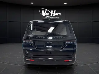 2022 Jeep Grand Wagoneer