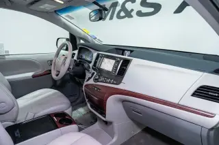 2013 Toyota Sienna