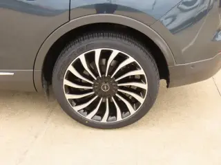 Lincoln Nautilus 2022 AWD Black Label 4dr SUV