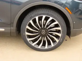 Lincoln Nautilus 2022 AWD Black Label 4dr SUV
