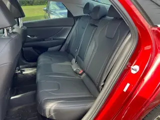 2023 Hyundai Elantra Hybrid