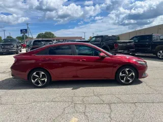 2023 Hyundai Elantra Hybrid