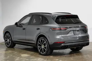 2022 Porsche Cayenne