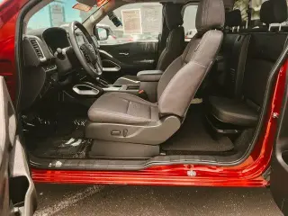 Nissan Frontier 2024 4x2 SV 4dr King Cab 6.1 ft. SB