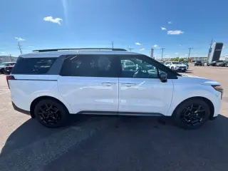 2025 Kia Carnival Hybrid