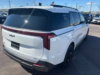 2025 Kia Carnival Hybrid